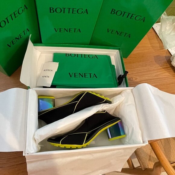 BOTTEGA VENETA BLACK ‘FLEX’ HEELED SANDALS, all sizes - Picture 12 of 16